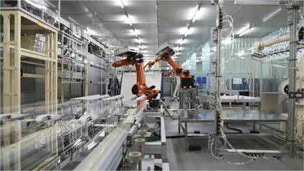 彩虹“G7.5 TFT-LCD基板玻璃關鍵工藝技術研發(fā)及產(chǎn)業(yè)化”項目通過成果鑒定，推動國產(chǎn)顯示技術突破